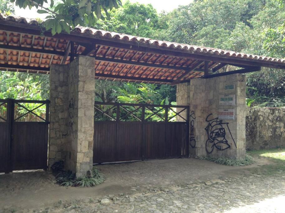 Chale Heliconias Chalet *